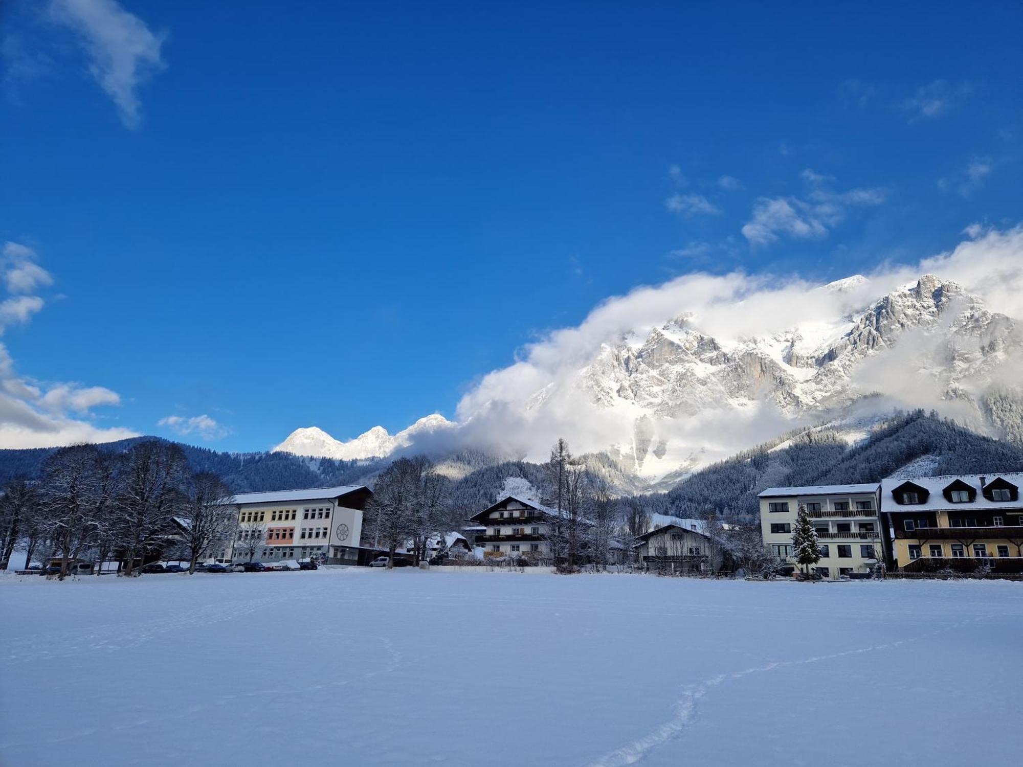Romantikapartment Mit Sommercard Ramsau am Dachstein Luaran gambar