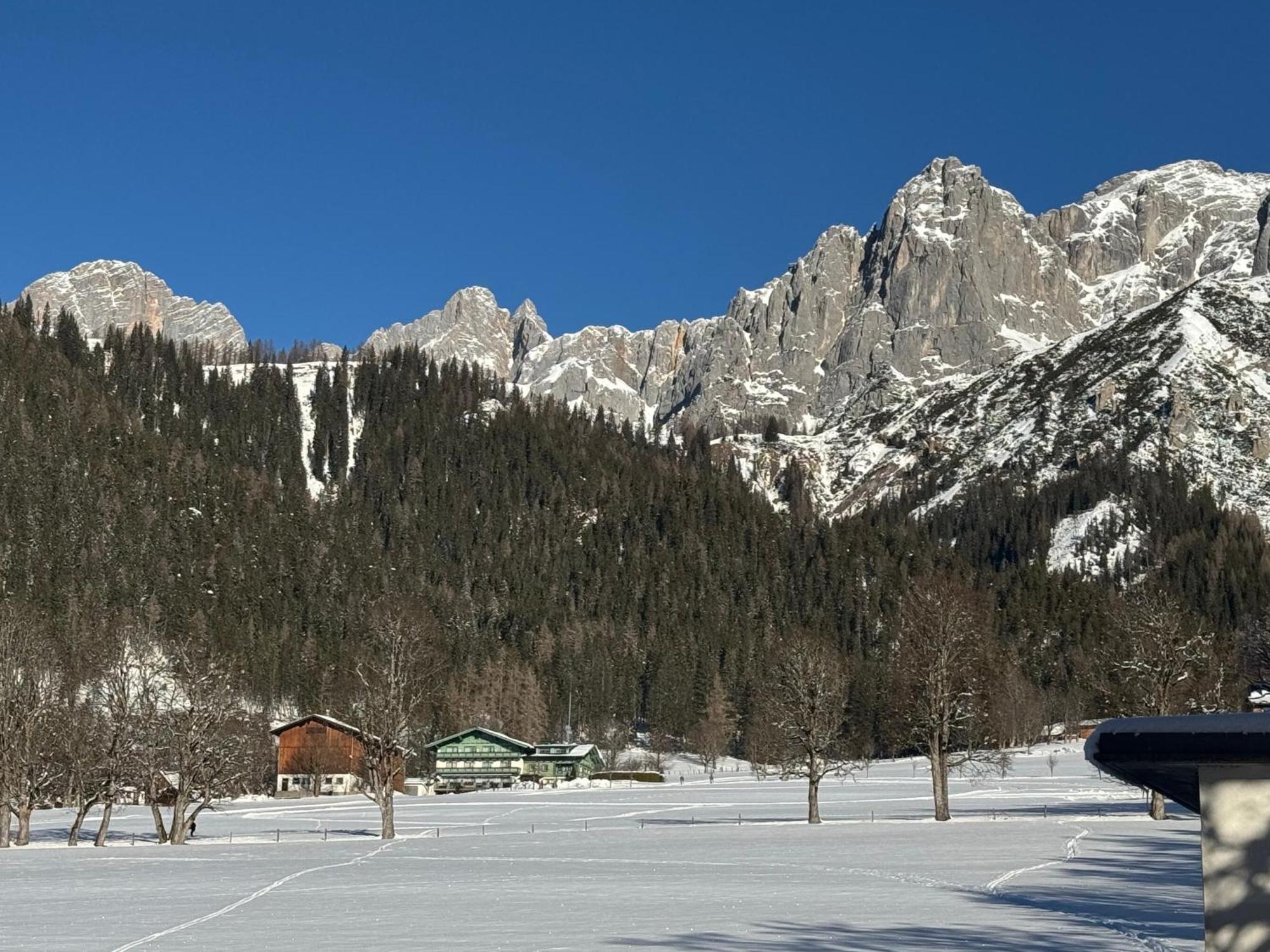 Romantikapartment Mit Sommercard Ramsau am Dachstein Luaran gambar